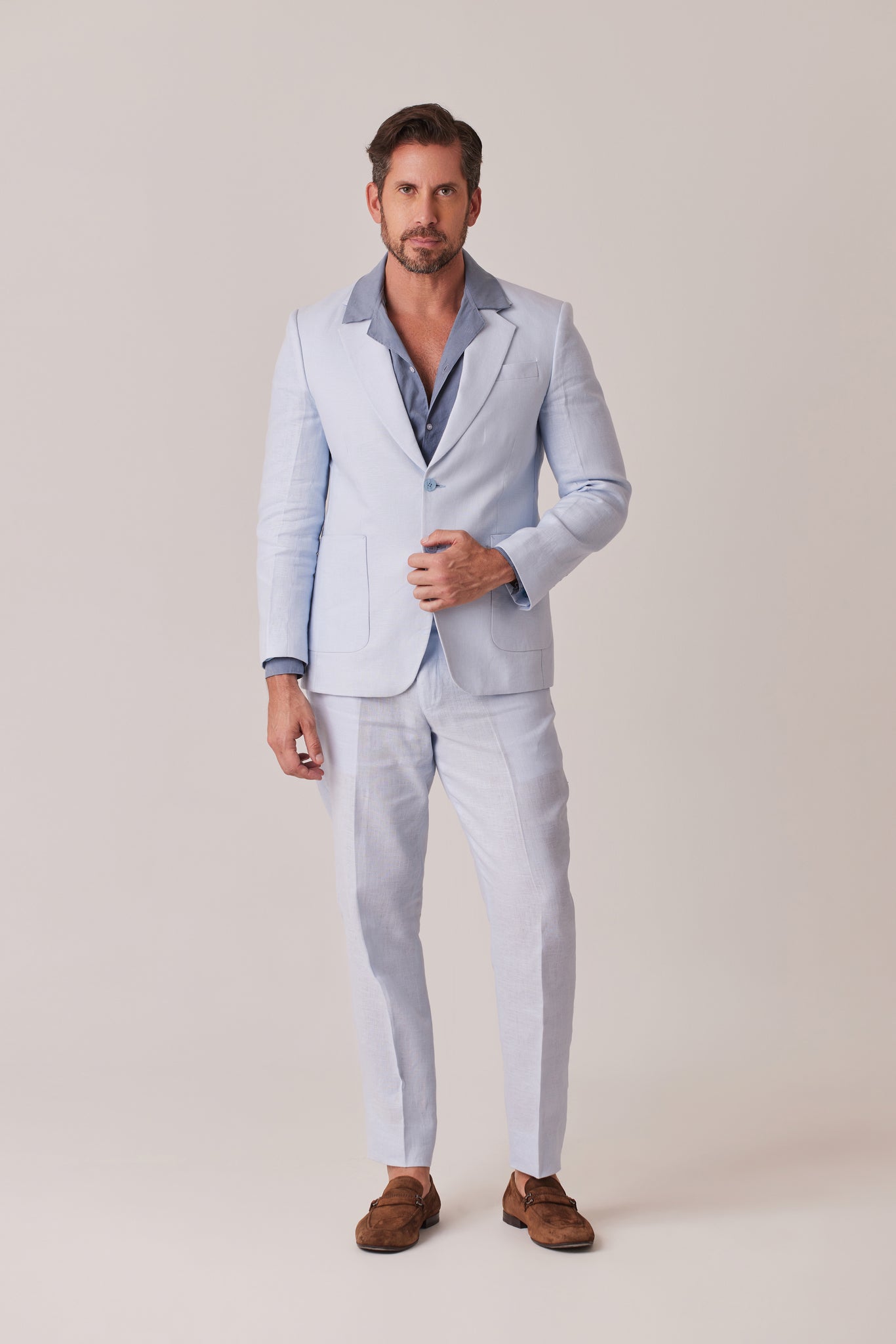 SUIT EN LINO BABY BLUE
