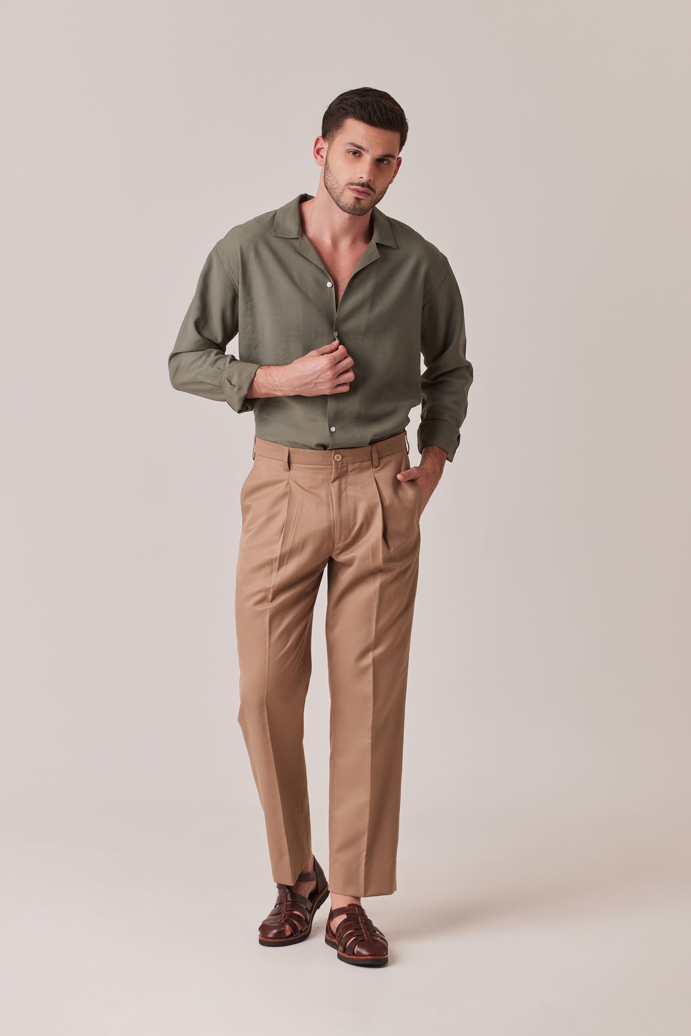 CAMISA DE VERANO VERDE OLIVO