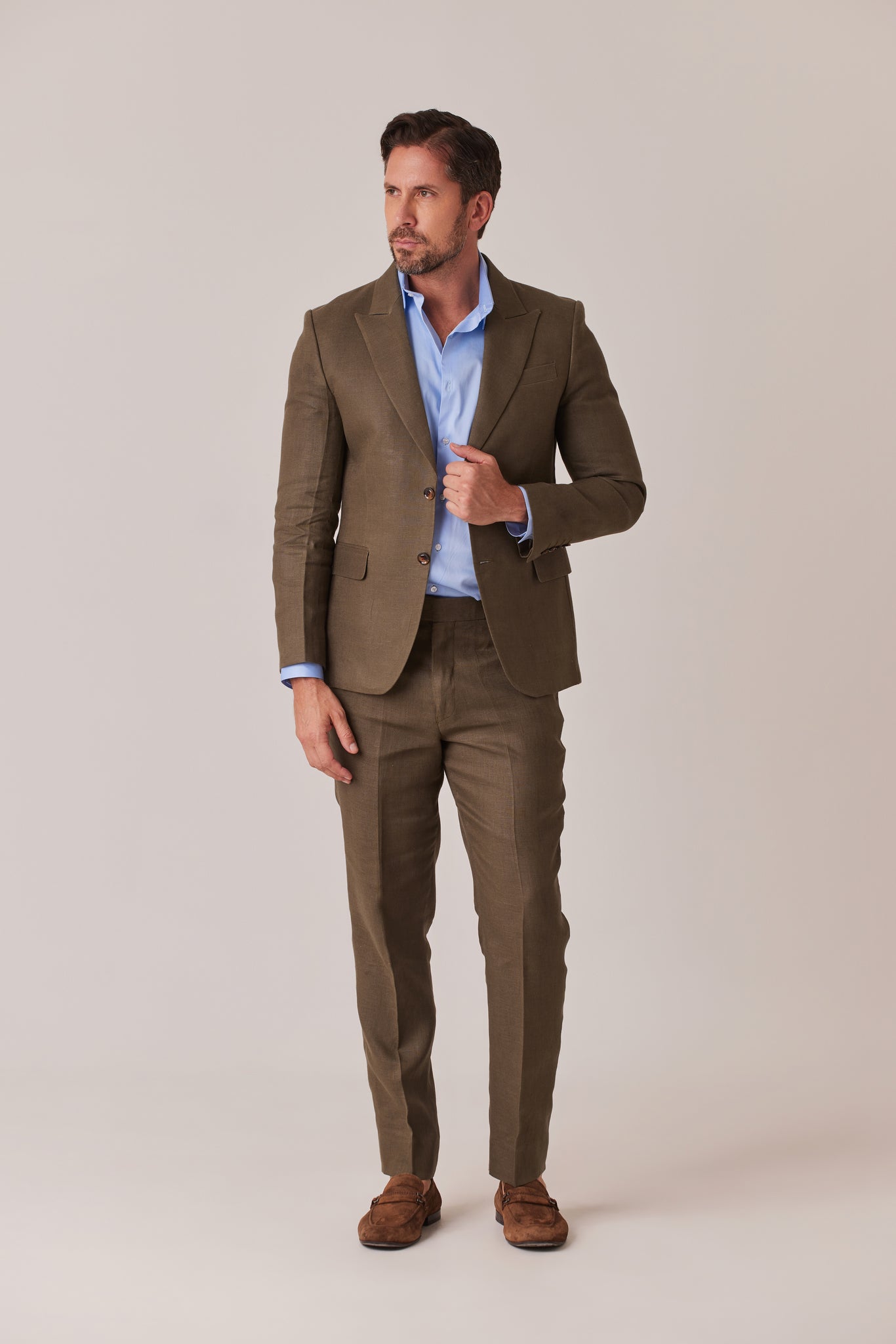 SUIT EN LINO VERDE OLIVO